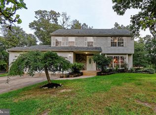 14 Fairmount Dr, Sicklerville, NJ 08081