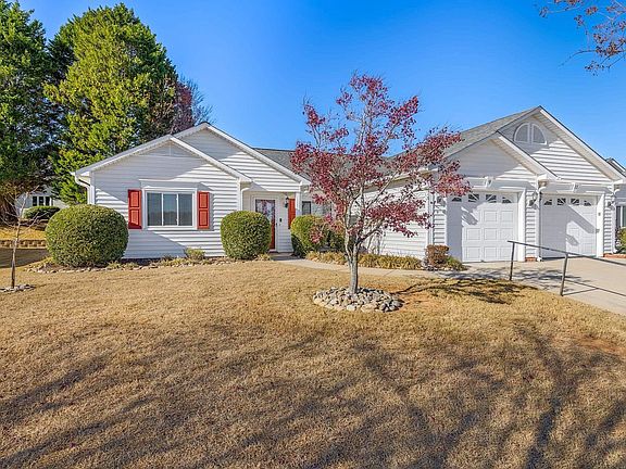 4th image of 9 Sunbriar Dr