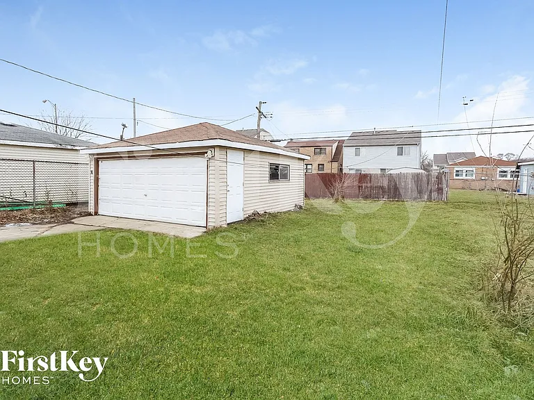 3028 W 141st St — Photo 14