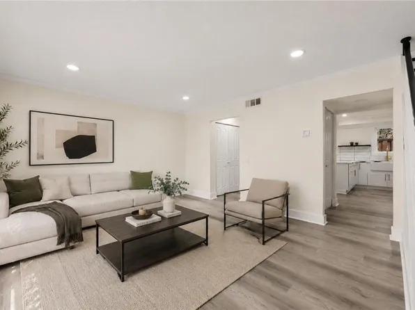3298 Abbeywood Dr, Decatur, GA 30034