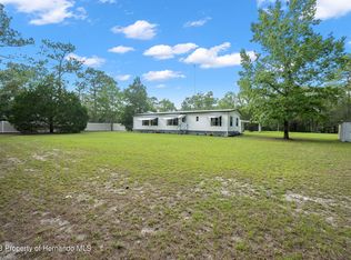 6127 W Meadow St, Homosassa, FL 34446