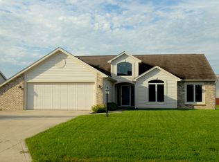 14827 Sea Holly Ct, Fort Wayne, IN 46814