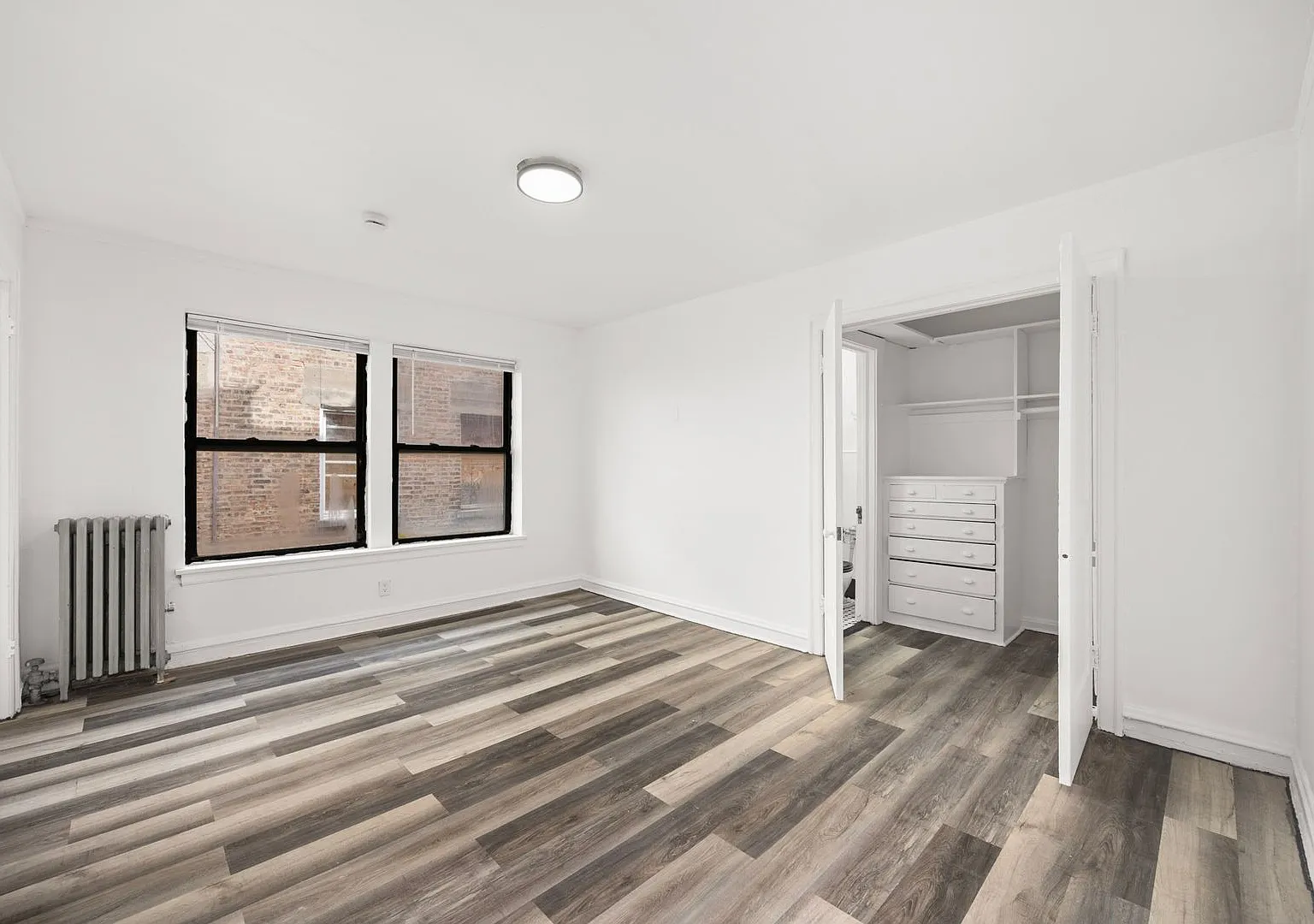 Updated Studio Apartment — Photo 4