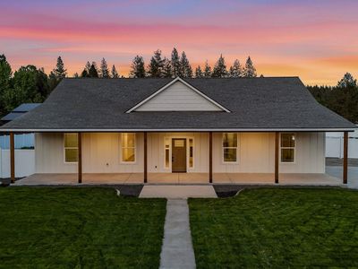 25720 N Yale Rd, Chattaroy, WA, 99003