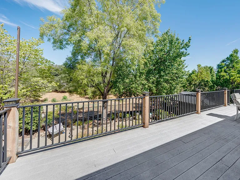 4011 Prairie Falcon Dr — Photo 31