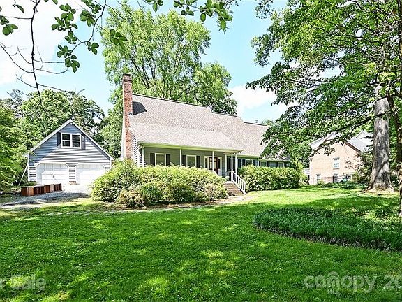 3rd image of 1501 Burtonwood Cir