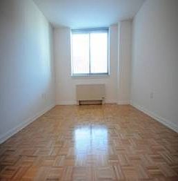 2nd image of 483 10th Ave Rm 500