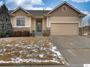 20206 C St, Omaha, NE 68130