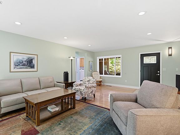 4th image of 13903 Redland Rd