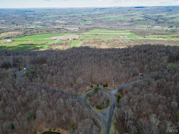 2nd image of 20 Twin Ponds Dr Lot 8