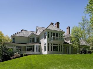 5 Pineview Cir, Purchase, NY 10577