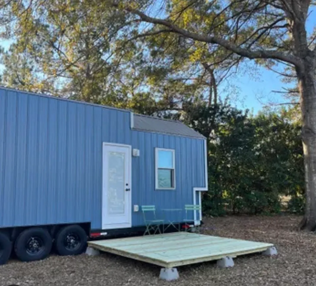 Fully furnished 1-Bed Tiny Home in Marianna, Florida — Photo 1