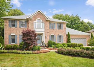 4413 Westview Dr, Akron, OH 44321