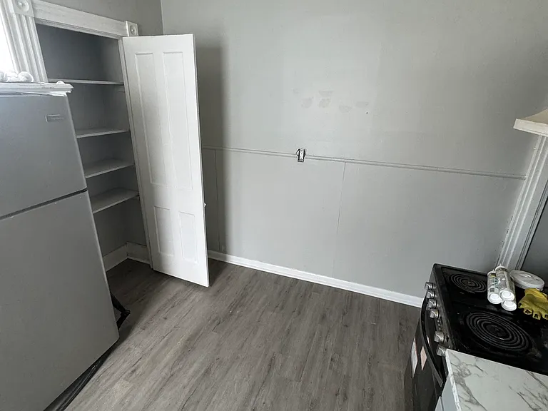 1237 Butler St #2 — Photo 11