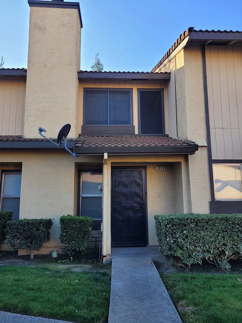 2 Bedroom 1.5 Bath Condo - HOA community in Turlock - Coming Soon — Photo 1