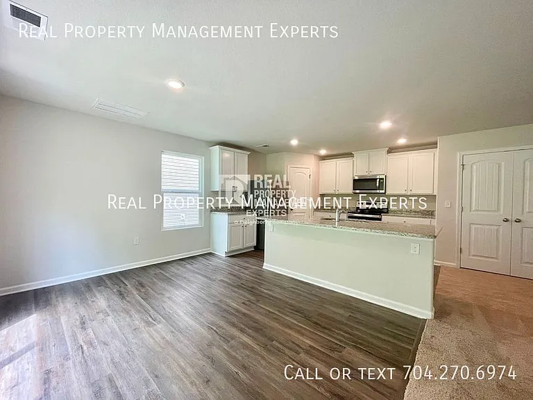 9139 Creedmore Hills Dr — Photo 5