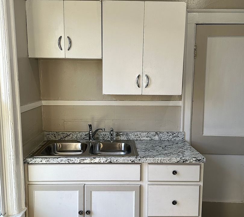 1st image of 1942 S Park Ave APT 5