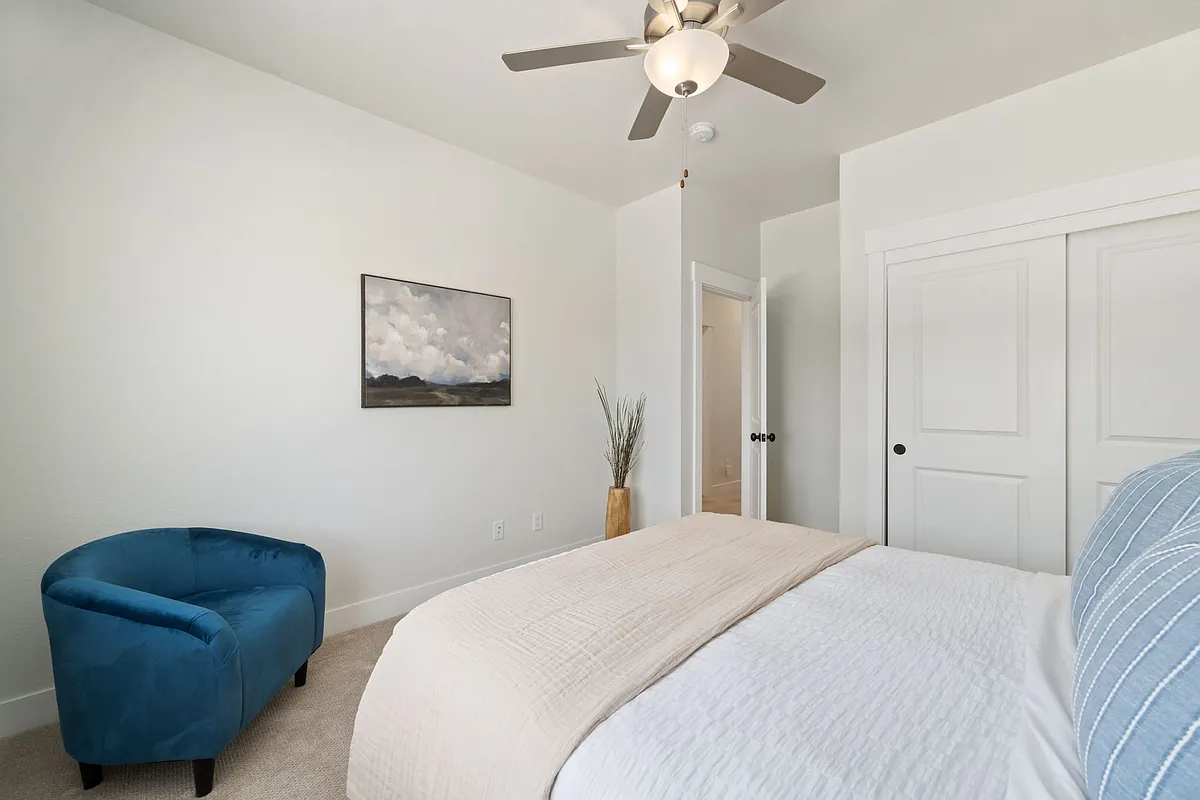 Building Photo - 6242 Vernazza Way #2