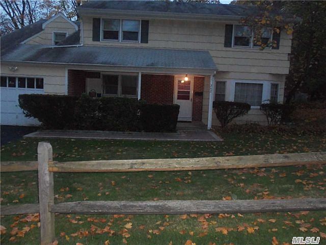 1st image of 242 Thompson Pl