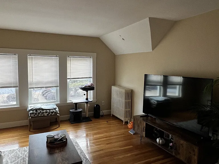 145 Sylvan St #5 — Photo 17