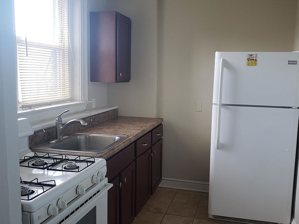 1st image of 1533 Chapel St #304