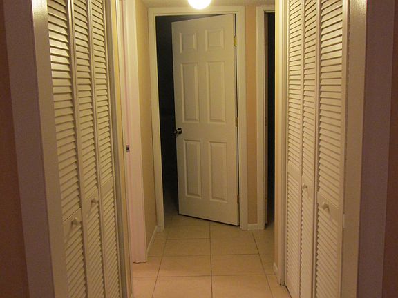 5th image of 711A Buena Vista Ave