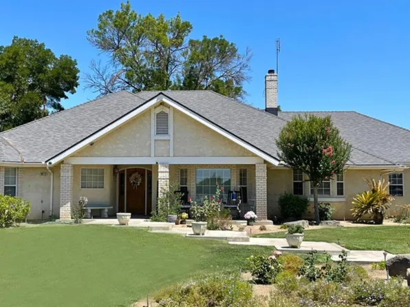 9018 W Whitesbridge Ave, Fresno, CA 93706