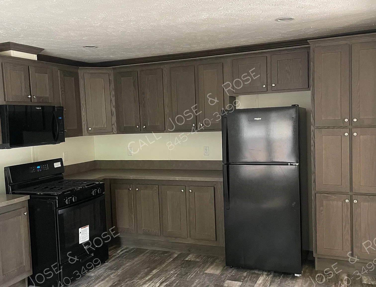 3 bed, 1456 sqft, $3,125 — Photo 3