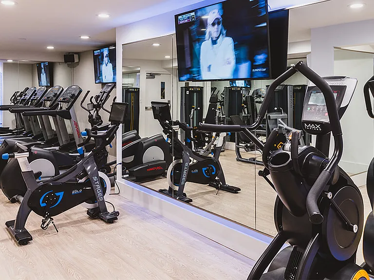 State of the art MAX Fitness equipment