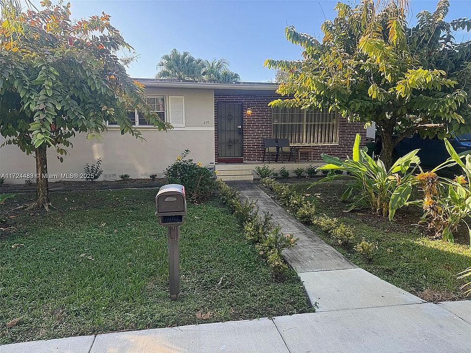 1st image of 300 NE 122nd St