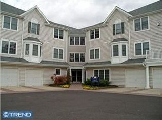 42 W College Ave APT 110, Yardley, PA 19067