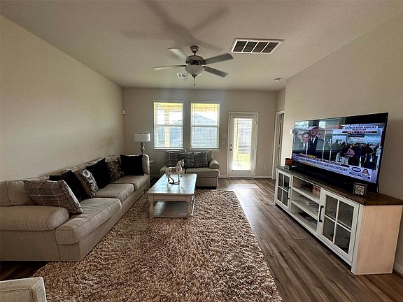 4th image of 7076 Silverleaf Oak St
