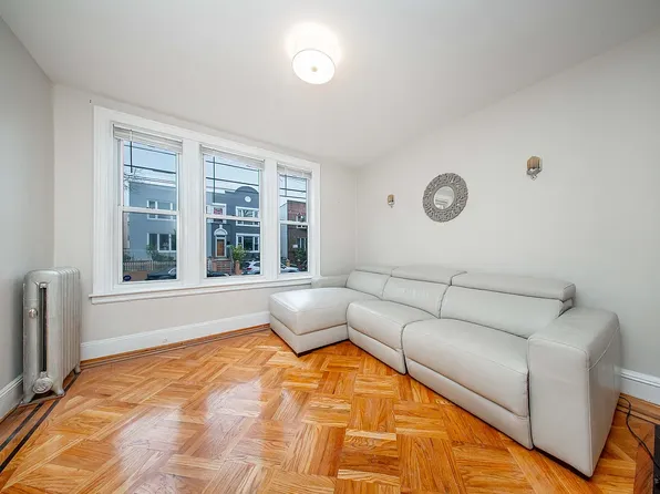 23-42 Crescent Street image 2 of 13