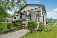 E Lee Ave-S1008-001.jpg