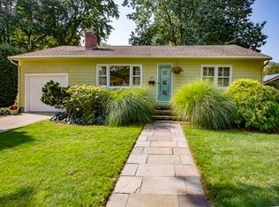 37 Manhan St, Northampton, MA 01060