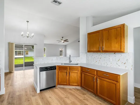 1118 9th Square, Vero Beach, FL 32960