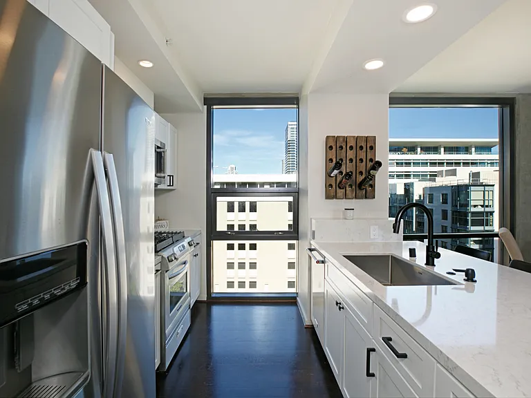 350 11th Ave #931 — Photo 13