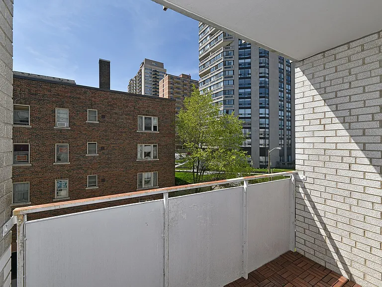 55 Montclair Ave — Photo 10