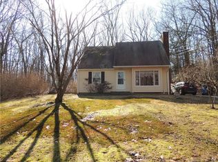 39 Willenbarb Rd, Monroe, CT 06468