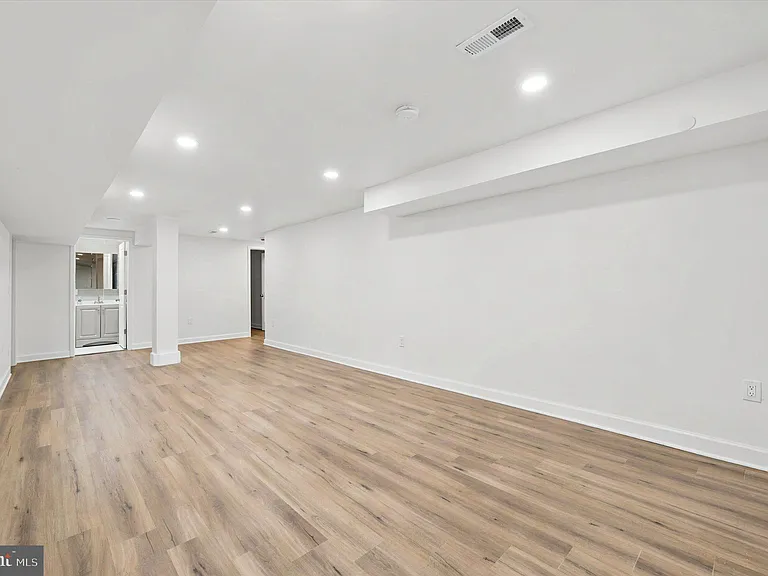 514 Ryers Ave #A — Photo 13