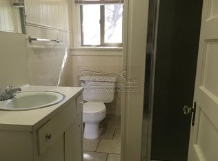 1425 Almond Ave, Redding, CA 96001