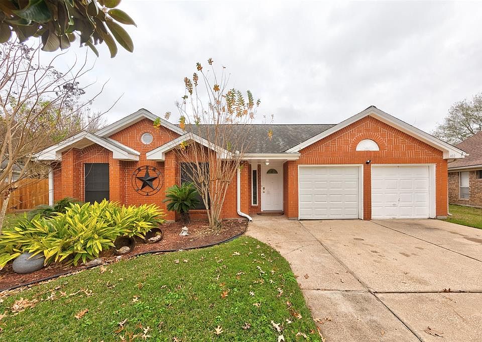 1st image of 402 Deer Fern Dr