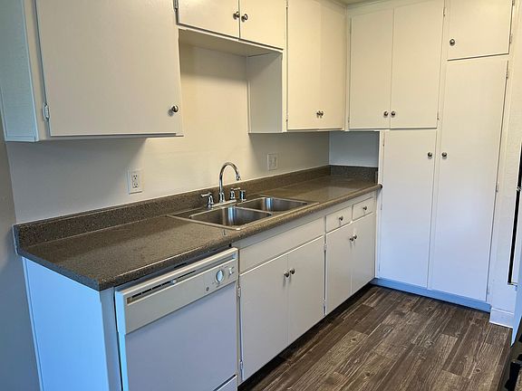 5th image of 1402 Pennsylvania Ave APT 10