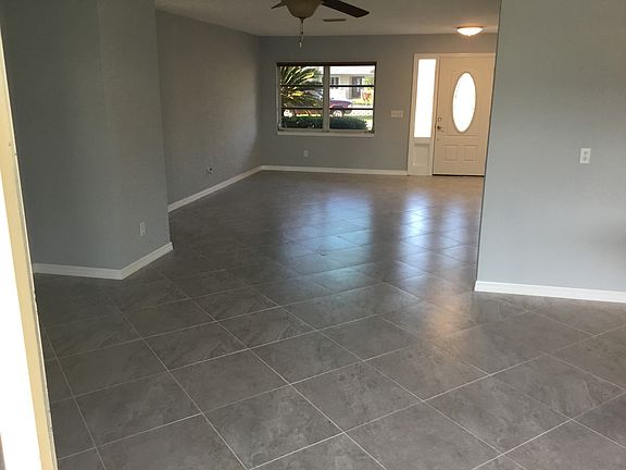 4th image of 11913 W Bayshore Dr