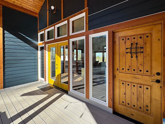 4th image of 242 Watershed Rd