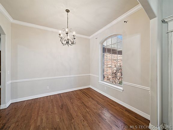 4th image of 14812 S 53rd East Ave