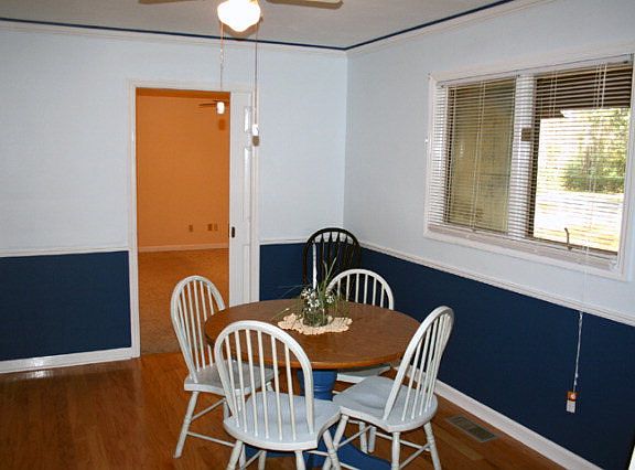 4th image of 104 Sherwood Forest Cir