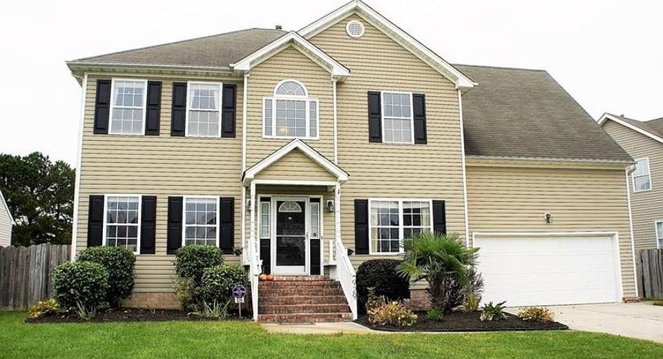 1st image of 929 Hodges Pl