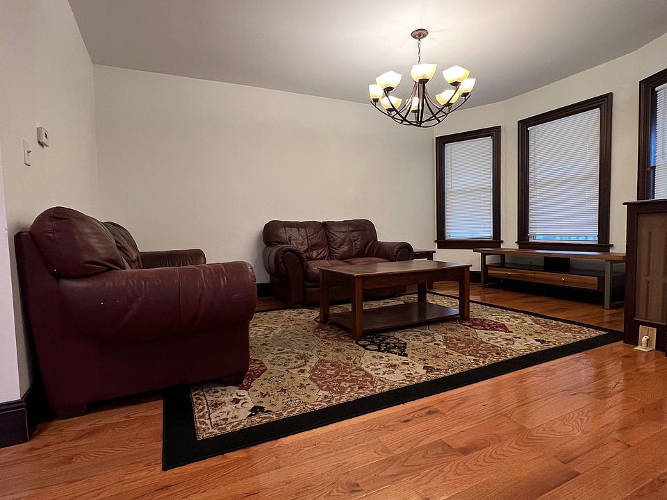 1st image of 440 Morris St #1