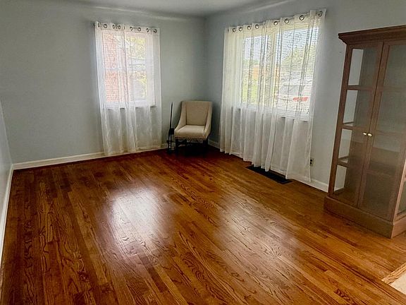 4th image of 3177 Ebenezer Rd